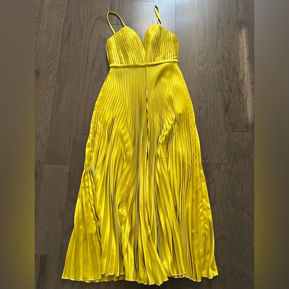 PLEATED WIDE-LEG JUMPSUIT 6
